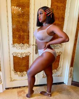 Amara La Negra feet photo 19