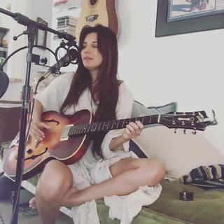 Amara Zaragoza feet photo 6