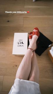 Amber Anderson feet photo 2