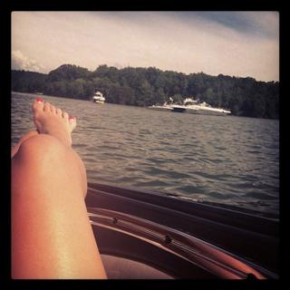 Amber Borzotra feet photo 6