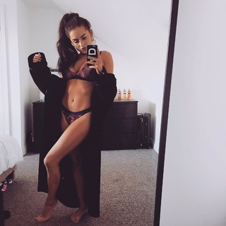 Amber Davies feet photo 16