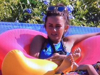 Amber Davies feet photo 9