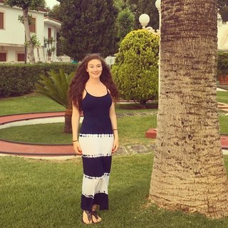 Amber Doig-Thorne feet photo 4