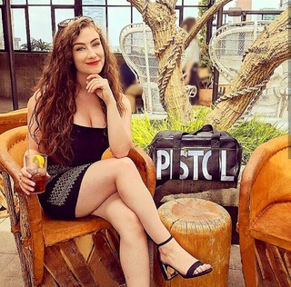 Amber Doig-Thorne feet photo 1
