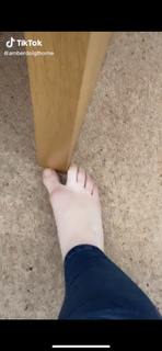 Amber Doig-Thorne feet photo 16