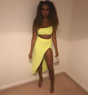Amber Gill feet photo 8