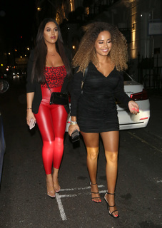 Amber Gill feet photo 7