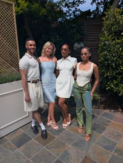 Amber Gill feet photo 1
