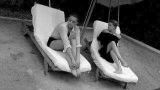 Amber Heard feet photo thumbnail