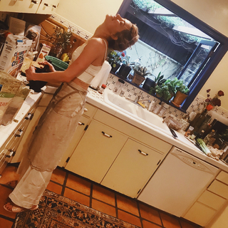 Amber Heard feet photo thumbnail