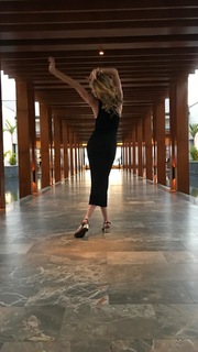 Amber Heard feet photo thumbnail