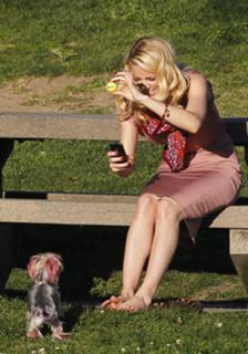 Amber Heard feet photo thumbnail