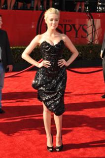 Amber Heard feet photo thumbnail