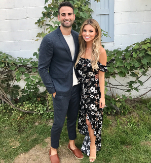 Amber Lancaster feet photo thumbnail