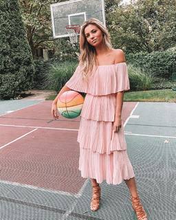 Amber Lancaster feet photo thumbnail