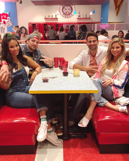 Amber Lancaster feet photo thumbnail