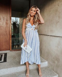 Amber Lancaster feet photo thumbnail