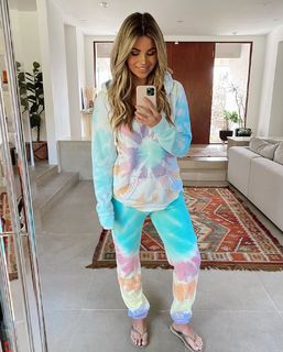 Amber Lancaster feet photo thumbnail