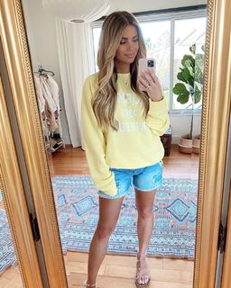 Amber Lancaster feet photo thumbnail