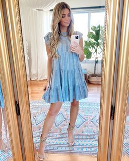 Amber Lancaster feet photo thumbnail