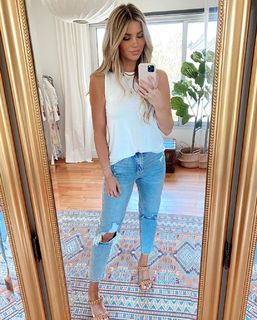 Amber Lancaster feet photo thumbnail