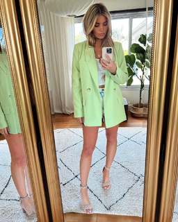 Amber Lancaster feet photo thumbnail