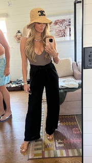 Amber Lancaster feet photo thumbnail