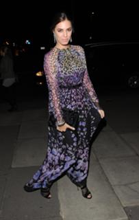 Amber Le Bon feet photo 9