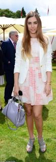 Amber Le Bon feet photo 8