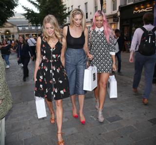 Amber Le Bon feet photo 11
