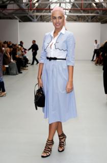 Amber Le Bon feet photo 13