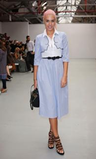 Amber Le Bon feet photo 12