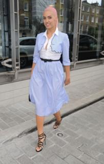 Amber Le Bon feet photo 9