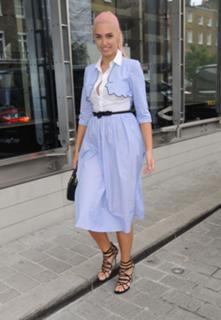 Amber Le Bon feet photo 8