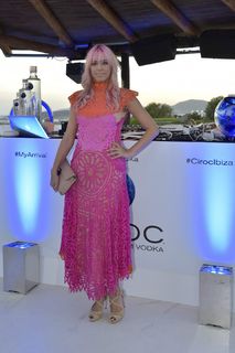 Amber Le Bon feet photo 14