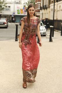 Amber Le Bon feet photo 5