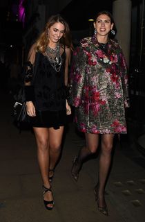 Amber Le Bon feet photo 10
