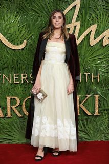 Amber Le Bon feet photo 6