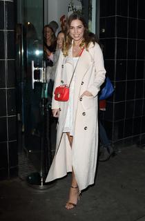 Amber Le Bon feet photo 7