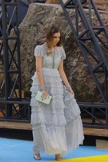 Amber Le Bon feet photo 17