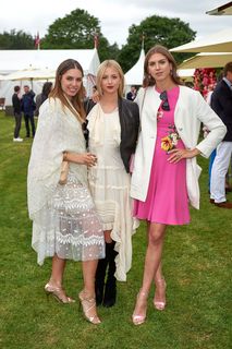 Amber Le Bon feet photo 10