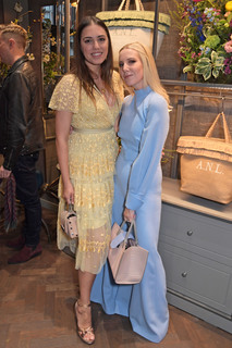Amber Le Bon feet photo 3