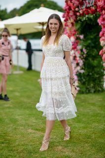 Amber Le Bon feet photo 7