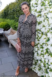 Amber Le Bon feet photo 5