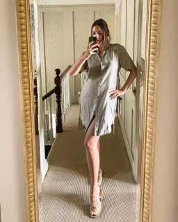 Amber Le Bon feet photo 2