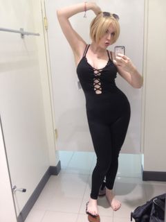 Amber Lee Connors feet photo 16