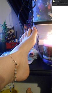Amber Lee Connors feet photo 10