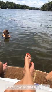 Amber Nova feet photo 16
