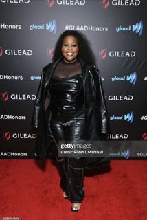 Amber Riley feet photo 16