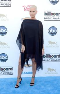 Amber Rose feet photo thumbnail